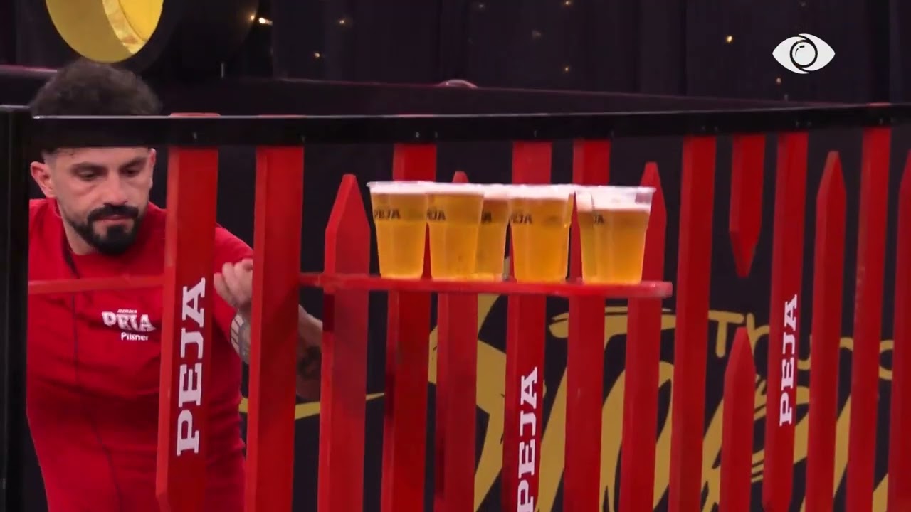 Sfidë nga birra “Peja”/ Të ndarë në tre grupe, banorët mbushin kutinë me birrë, fituesit janë…