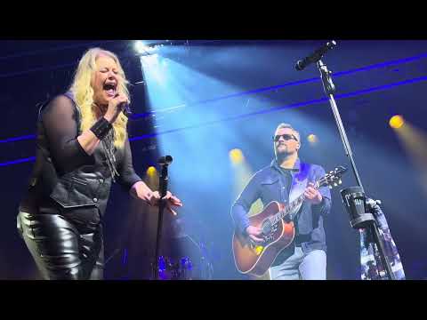 Eric Church "Atlantic City (Bruce Springsteen Cover)" Live at Xfinity Mobile Arena