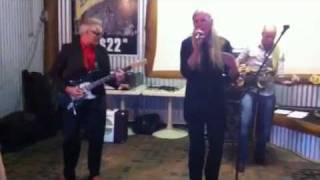 The KingPins Australia 'Help The Poor'.  Mt Warning Hotel, Uki, 15May2011