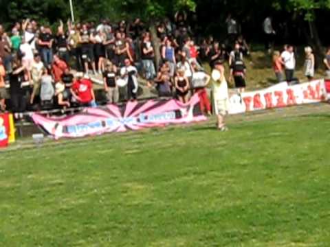 Roter Stern Leipzig - Die Ultras auf der Osttribüne
