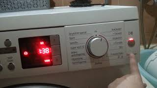 How to activate and deactivate child lock on your Bosch washing machine.