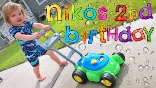 Download lagu Ulang Tahun NiKO yang ke-2!! Bayi beruangnya sudah besar! Pesta keluarga yang meriah dengan kue, hadiah, dan gelembung sabun! mp3