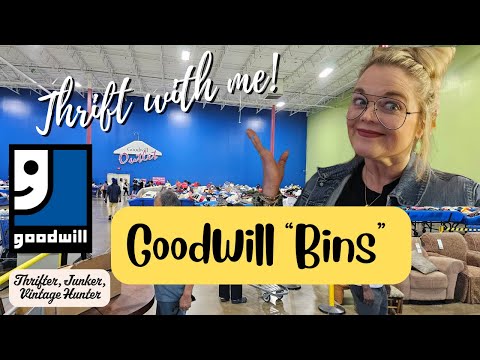 Exhuming Vintage Finds at Goodwill Outlet in Indy! Let's Go Thrifting!