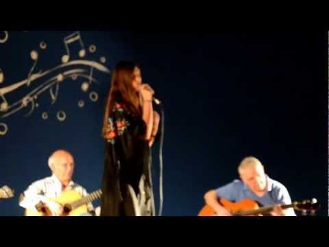 PAULA CARAPETA ( Rosa Caída )