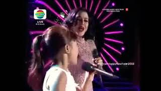Download lagu ZAINATUL HAYAT feat RITA SUGIARTO mp3 Download lagu ZAINATUL HAYAT feat RITA SUGIARTO mp3