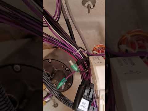 How to fill the power steering fluid on a SeaStar unit on a Sylvan Pontoon.