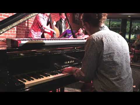 Javier Santiago - Live @Cafe Stritch (San Jose, CA)