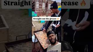 Download lagu He grabbed it right out the grease 😳😱😂 #fyp #shorts #viral #conedy #bwattstv mp3