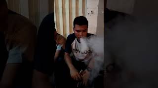 Download lagu Detik-Detik Vapor banyak asap meledak mp3