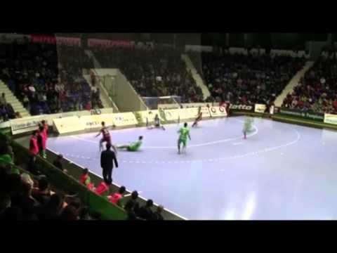 Paradas de Raúl Jiménez en Magna Gurpea - ElPozo Murcia. J23, 1ª Div