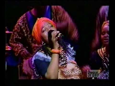 Soweto Gospel Choir Blessed in Concert: Ngingowakho