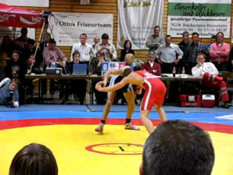 Elia gegen Noname Runde 1