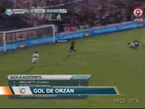 Gol de Horacio Orzán. Newells 1 Colón 2. Torneo Final 2013 (Infobae.com)