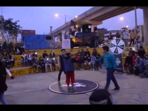 OWEN vs MC - Activación Red Bull / RapStyle / Batalla de Gallos 2016 zh