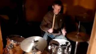 ILLEGAL 2001 - Schlachtzeugsolo