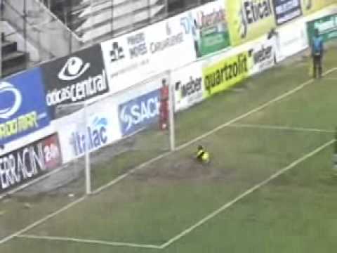 GOL DE ANDERSON PARAÍBA JOGO CENTRAL X SPORT JR 2011
