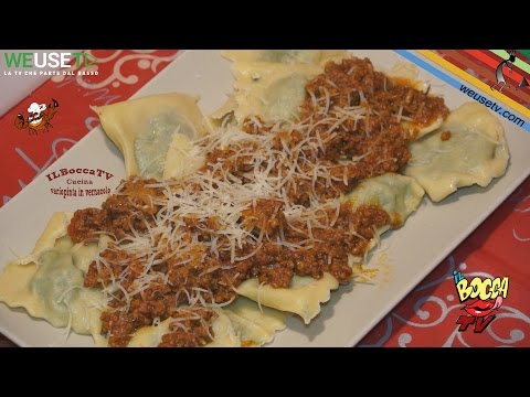 263 - Ravioli fatti in casa con spinaci e ricotta al ragù...qui ci mangia una tribù! (primo facile)