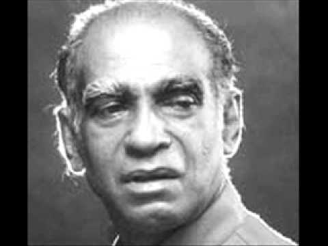 මලින් මලේ රේණු සොයා   අමරදේව