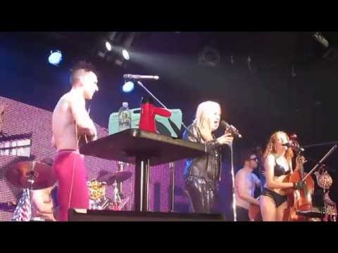 Orfeh and The Skivvies