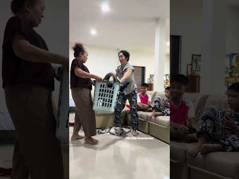 ถ้ายายรู้ว่าเงิuเสียแฮงสิเครียดกว่าเก่าอีกเด้อ😆 #แม่ลูกสายฮา #คุณยายสายฮา #ตลก #ตลกขำๆ #ตลกฮาฮา