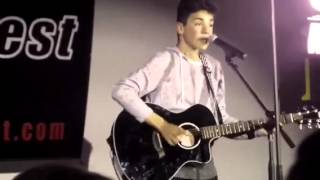 Daniel Skye singing LoveSick Day live