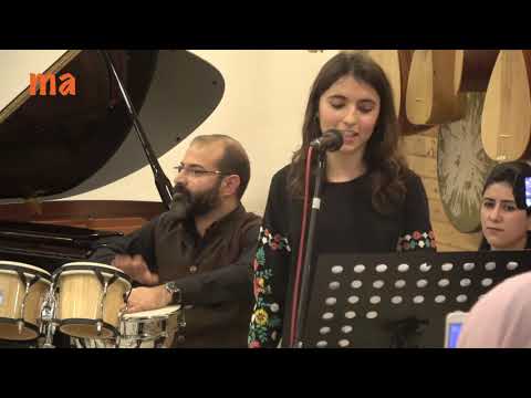 Me Ji Stranan Pirek Çê Kir/ Konsera Danasînê/Part 1