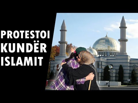 Vajza qe protestonte kunder Islamit mrekullohet kur shikon moralin e Muslimaneve.