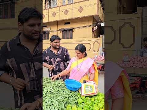 ఈసారి ఇలా Book అయిపోయానేంటి🤦‍♀️😜🤣 #shorts #reels #funny #market #comedy #trending