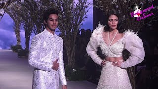 Ishan Khattar &amp; Malavika Mohanan Walk The Ramp For Falguni &amp; Shane At Bombay Times Fashion Week