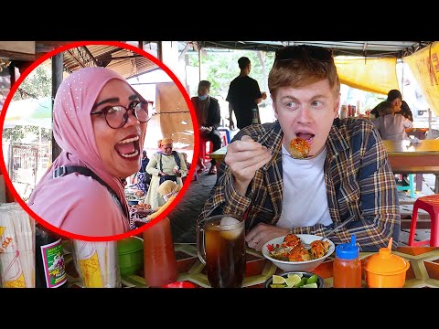 Pura-Pura BEGO Gak Bisa Bhs Jawa, Bule Ini Bikin Semua SHOCK Pas Ngomong!