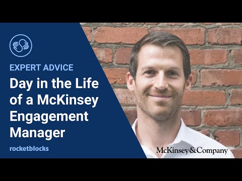 Day in the life of a McKinsey Engagement Manager - YouTube