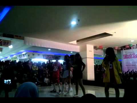 PrettyGangsta perform @ Korean First Love Festival