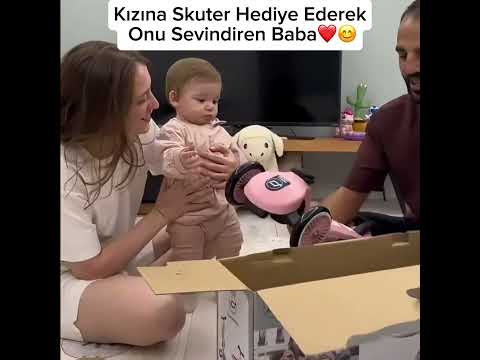 Kızına Skuter Hediye Ederek Onu Sevindiren Baba❤️‍🩹 #baba #hediye #anne #çocuk #aile