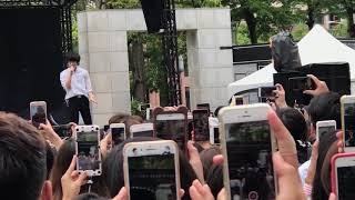 盧廣仲(Crowd Lu) - 愛情怎麼了嗎(Self-Complacent)