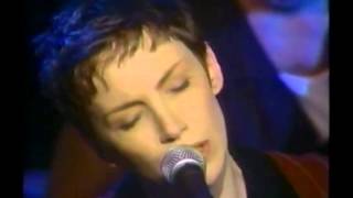 Annie Lennox Don&#39;t Let It Bring You Down