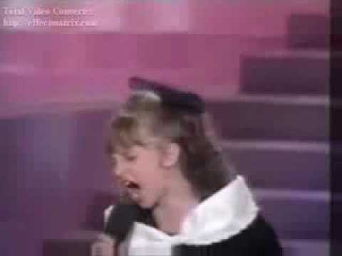 Little Britney Spears Star Search Love can build a bridge