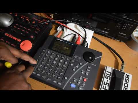 GOOD - BOSS DR-5 DR. RHYTHM SECTION - DRUM + BACKING MACHINE ..SPARE BATTERY, NEEDS FITTING, SCREWS + BATTERY DOOR MISSING image 17