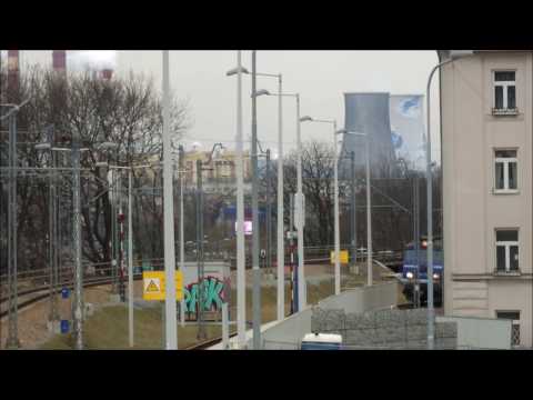 EU07-072 z ekspresem "Morskie  Oko" w miejscu budowy łącznicy Kraków Zabłocie - Kraków Krzemionki