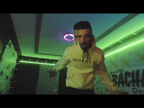 ARYO  Anaconda - FreeStudio (M/V)