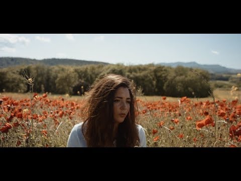 Andrea Santiago | Los días