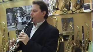 Moto perpetuo de N. Paganini par Slava Kazykin - clarinette et Ludmila Zaitseva - piano