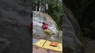 Video thumbnail of Problem C (Boulder 43, La Plana), 5a. Val Daone