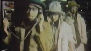 Malcolm McLaren &amp; The World&#39;s Famous Supreme Team - Buffalo Gals (Video)