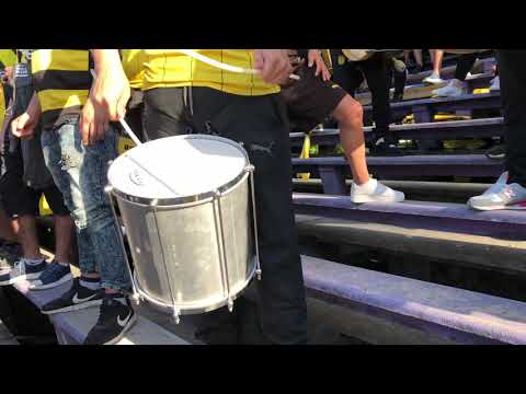"Percusión Barra Amsterdam vs Defensor" Barra: Barra Amsterdam &bull; Club: Peñarol &bull; País: Uruguay