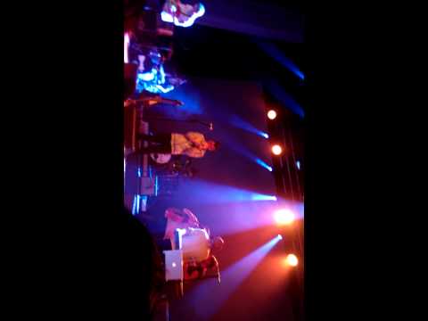TO KILL A KING FEAT. BASTILLE ♫ - CHOICES (LIVE @ PORTSMOUTH GUILDHALL)