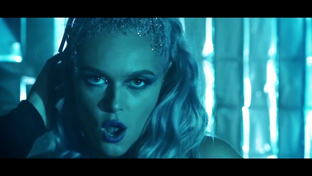 I am Rosie — Young Wild Crazy