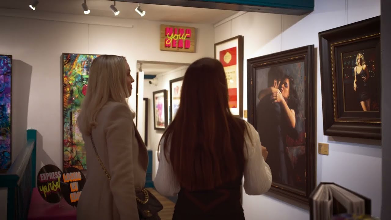 Startle Gallery Holt