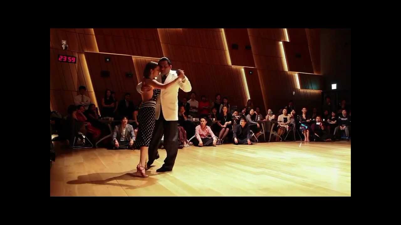 Seoul Tango Carnaval 2013. Grand milonga #1 Carolina Bonaventura & Francisco Forquera