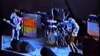 Kyuss - 01 - Thee Ol&#39; Boozeroony (Live Helsinki 1995)