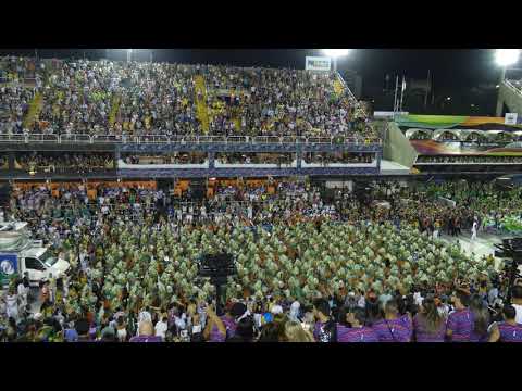 Bateria da Grande Rio se apresenta no Setor 6 - Carnaval 2020.